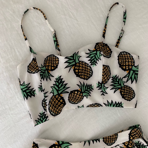 Piece Goods Pineapple Skirt + Crop Top - Picture 5 of 7